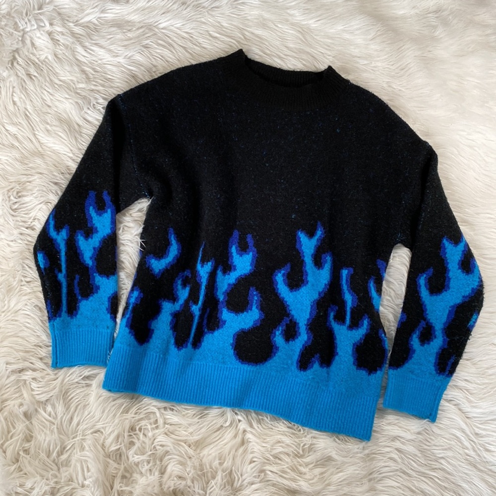 Shein • Soft and Oversized Blue Flame Sweater - Picture 2 of 7